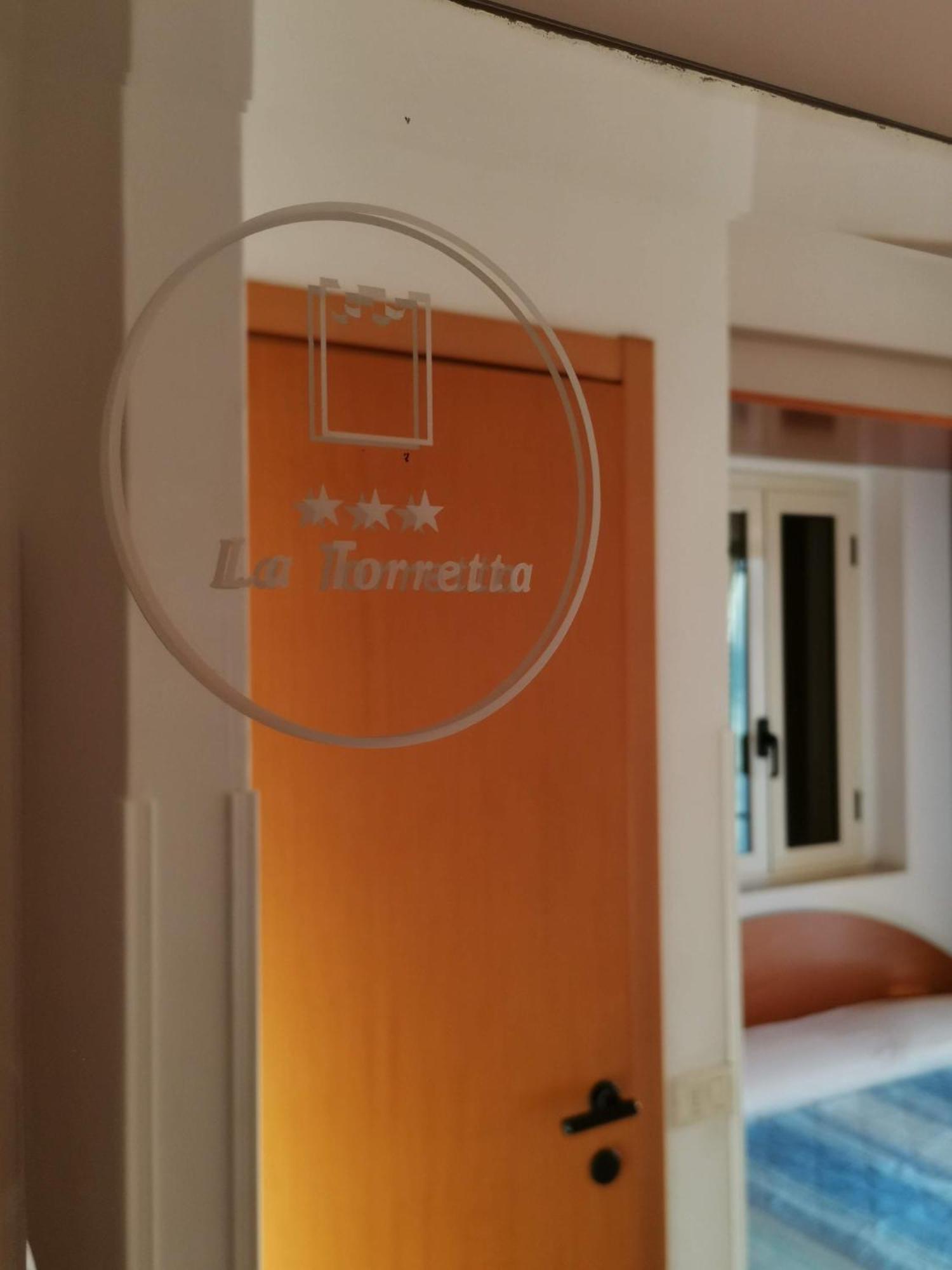 بيسْكيتْشّي Pensione La Torretta المظهر الخارجي الصورة